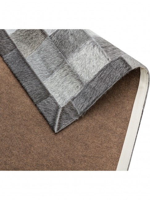 Tapete Couro Cinza Exótico com Borda (10x10)