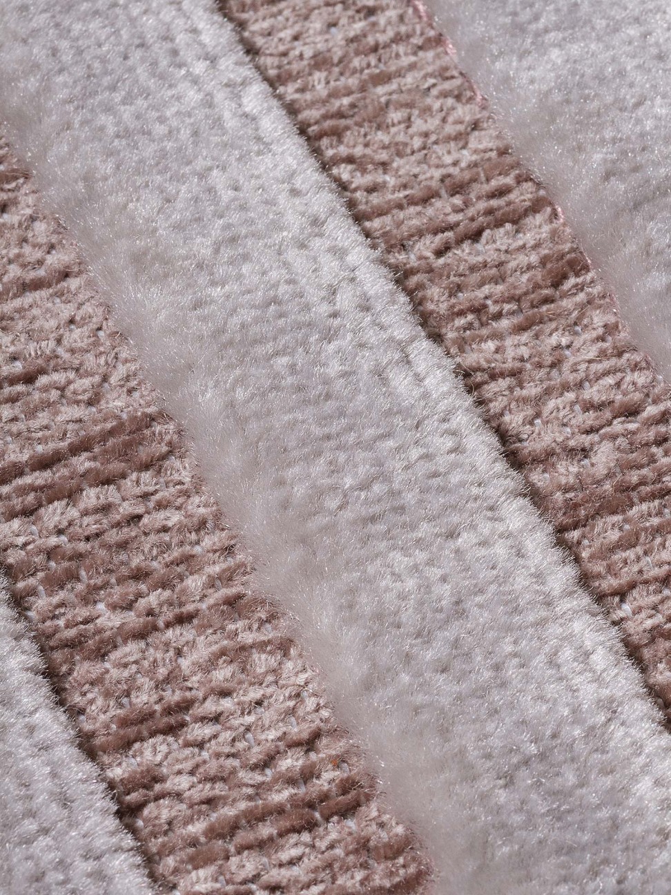 Tapete Alice Quadros Cinza